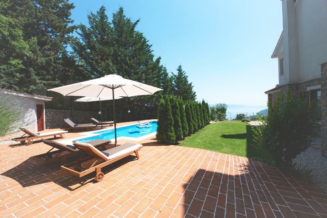 Vila Harmonia Opatija Luaran gambar