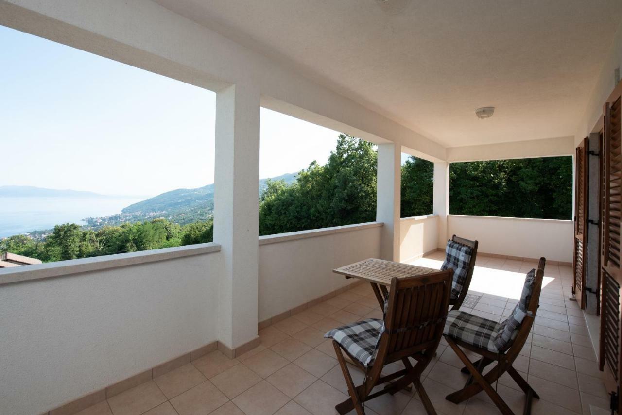 Vila Harmonia Opatija Luaran gambar
